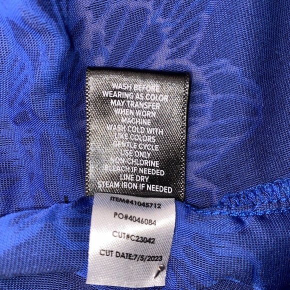 TORRID Madison Velvet Burnout Tunic Blouse in Purple and Black Size 6XL - Picture 8 of 9